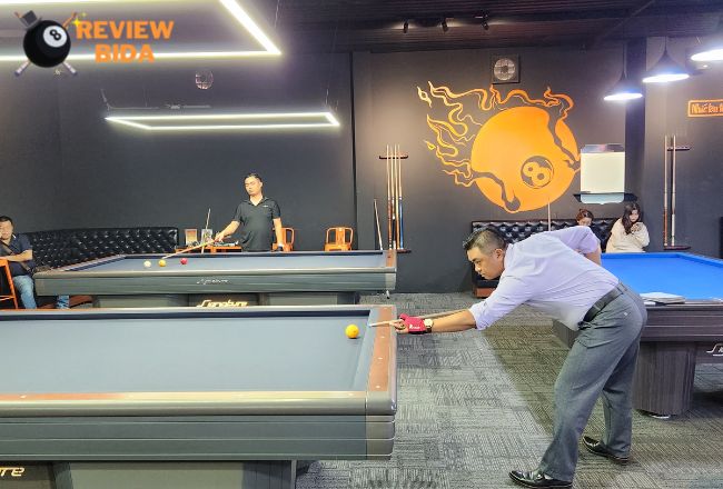 Review River Billiards Q8 - Điểm đến dành cho dân cầm cơ