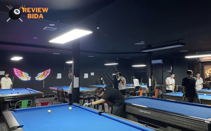 Sailor Moon Coffee Billiards là một quán bida kết hợp với mô hình cafe tại quận 5 