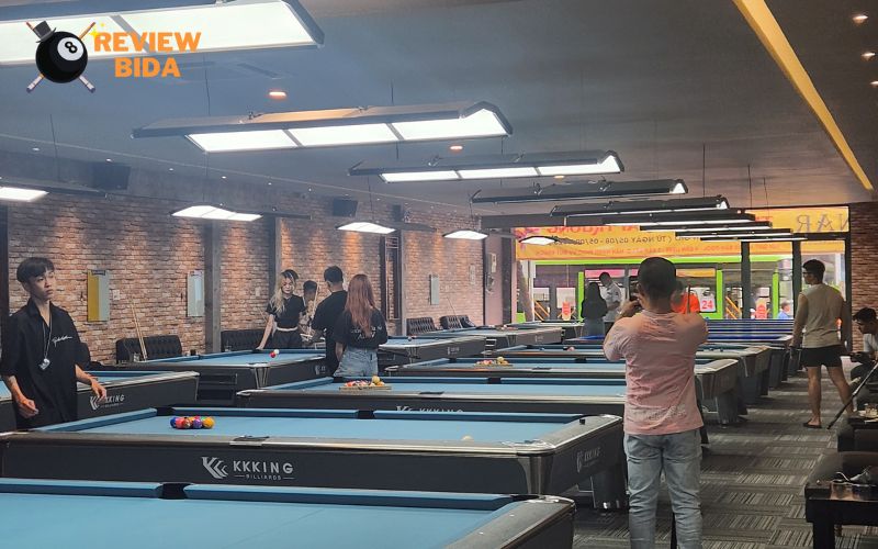 Bida Gò Vấp Lunar Billiards Club 