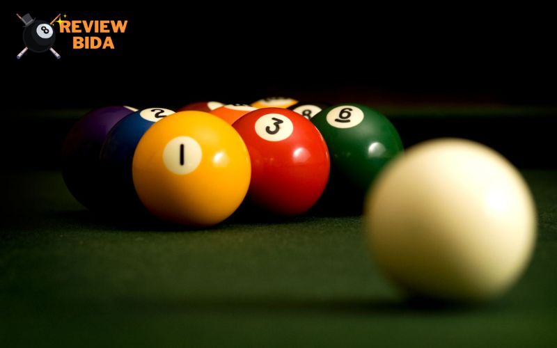 Bida 8 bi có tên quốc tế là Pool 8 ball 