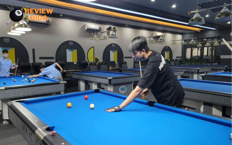 Cách phục vụ của nhân viên tại Ways Station Gaming & Billiards