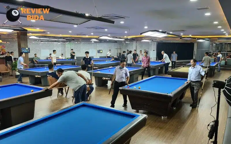 Quán TS Billiards là một địa điểm chơi bida được nhiều người yêu thích tại Tân Bình