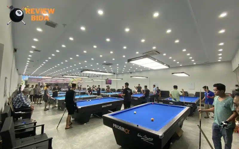 999 Billiards được nhiều khách hàng ghé thăm do chất lượng dịch vụ tốt