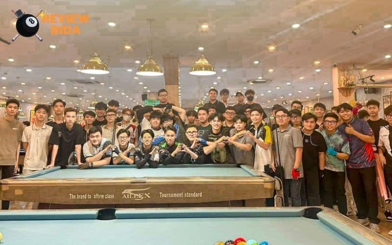 Không gian giải trí tại quán 88 Billiards được nhiều khách hàng đánh giá cao