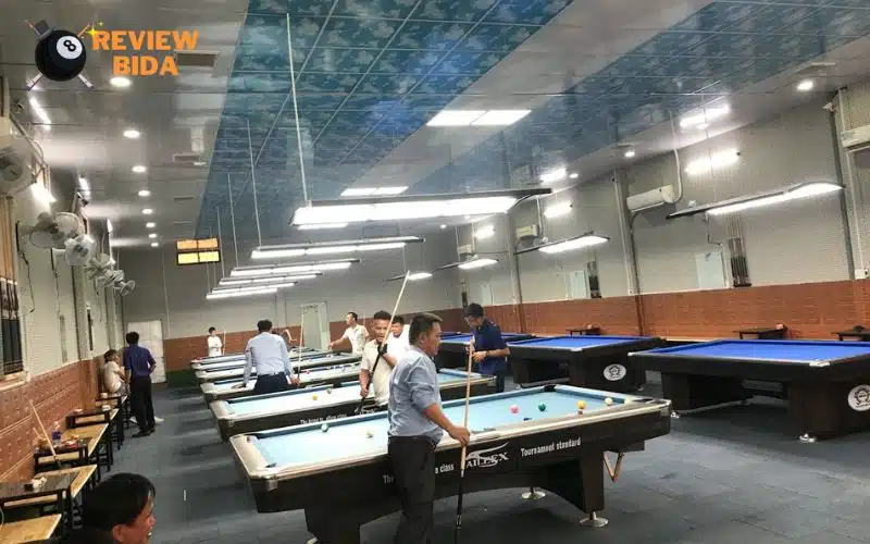 Bàn bi tại Billiards Top One được đầu tư mới và đạt tiêu chuẩn