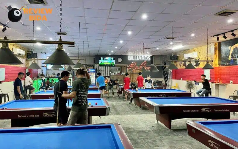 Cơ sở vật chất tại Relax Billiards được trang bị đầy đủ, không gian bàn chơi rộng rãi