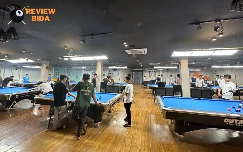 Bi A Phú Kỳ - Passion Billiards Club với không gian sang trọng và chuyên nghiệp!