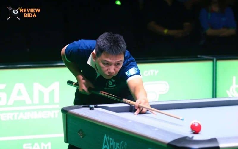 Tại sao cơ thủ Nguyễn Phúc Long được xem là tượng đài billiards? 8 Cơ thủ Nguyễn Phúc Long sở hữu lối đánh chiến thuật sắc bén
